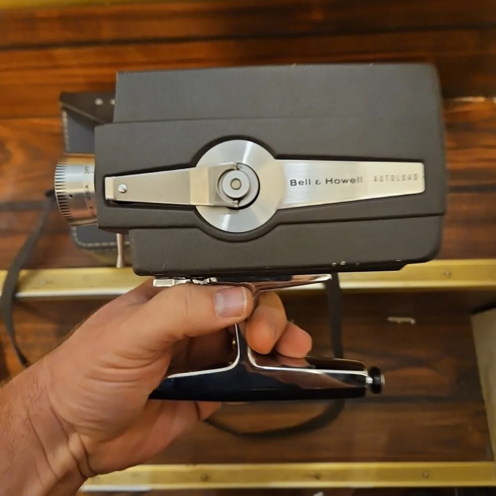 Bell & Howell Autoload Super 8 Camera Perpetua Drive And Case, Non Tested